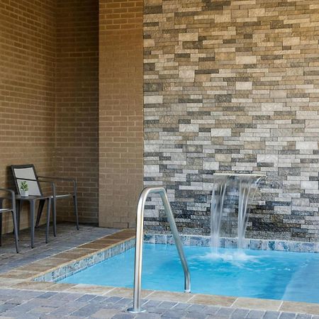 Courtyard By Marriott Starkville Msu At The Mill Conference Center Экстерьер фото