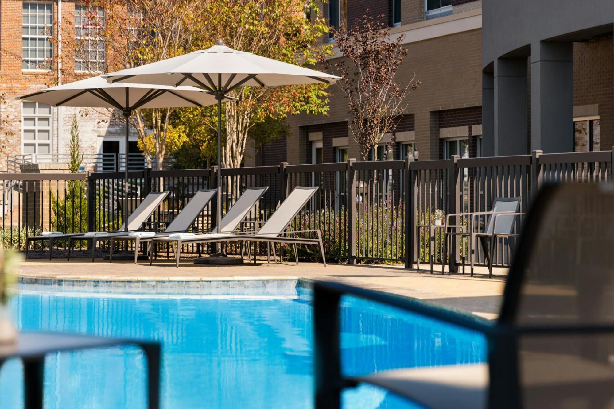 Courtyard By Marriott Starkville Msu At The Mill Conference Center Экстерьер фото
